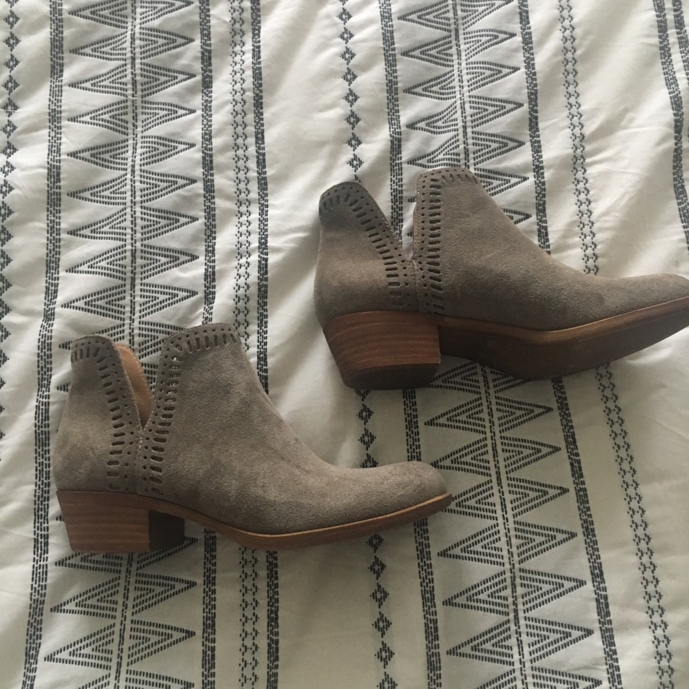 Lucky Bootie - image 3